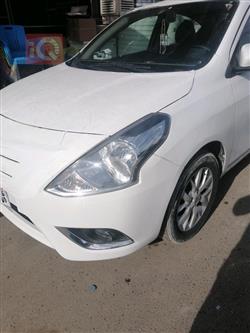 نيسان فيرسا